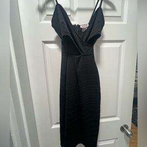 black skin tight dress
